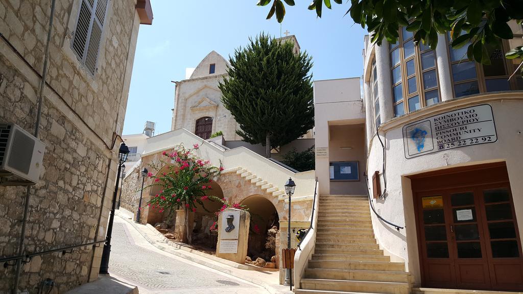 Chariandry Court Apartment Pissouri Luaran gambar