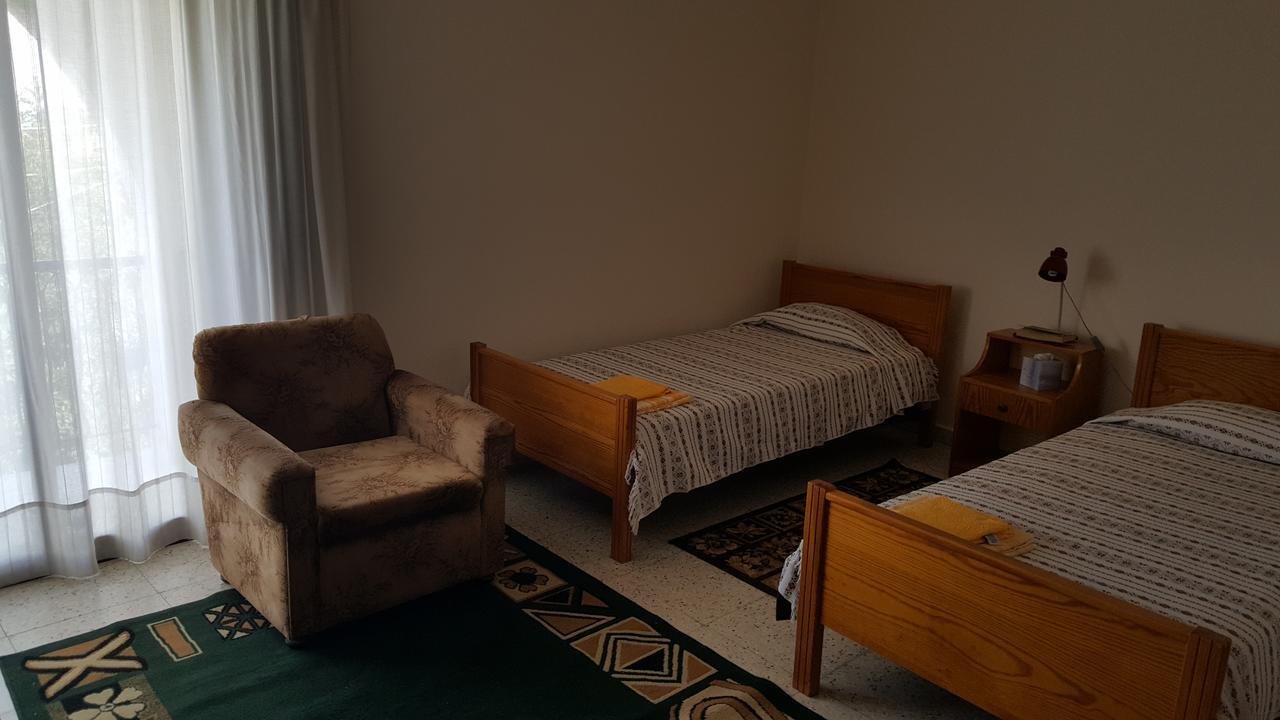 Chariandry Court Apartment Pissouri Luaran gambar